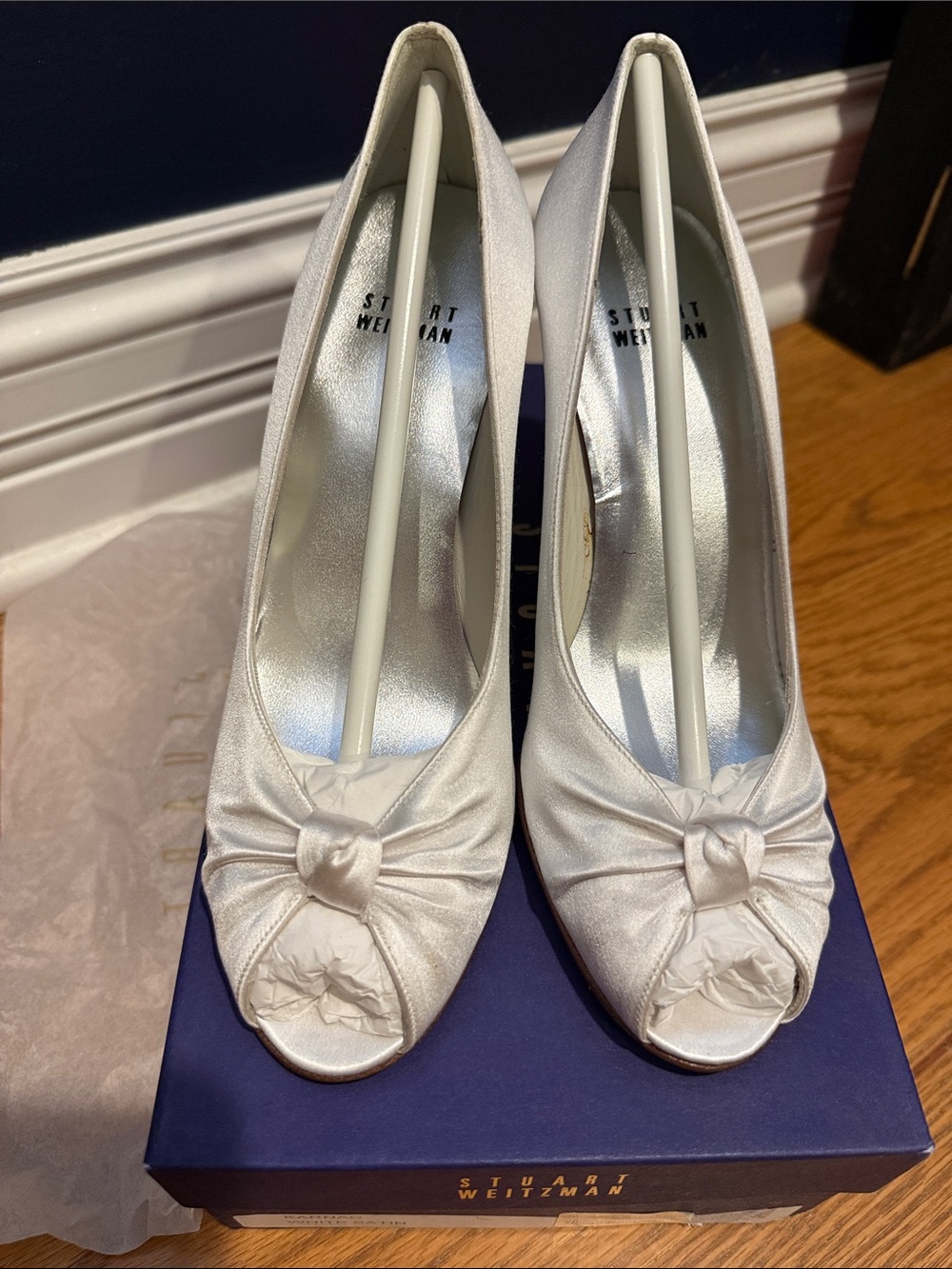 New with tags Vintage Stuart Weitzman White Satin Peep-Toe Knot Heels